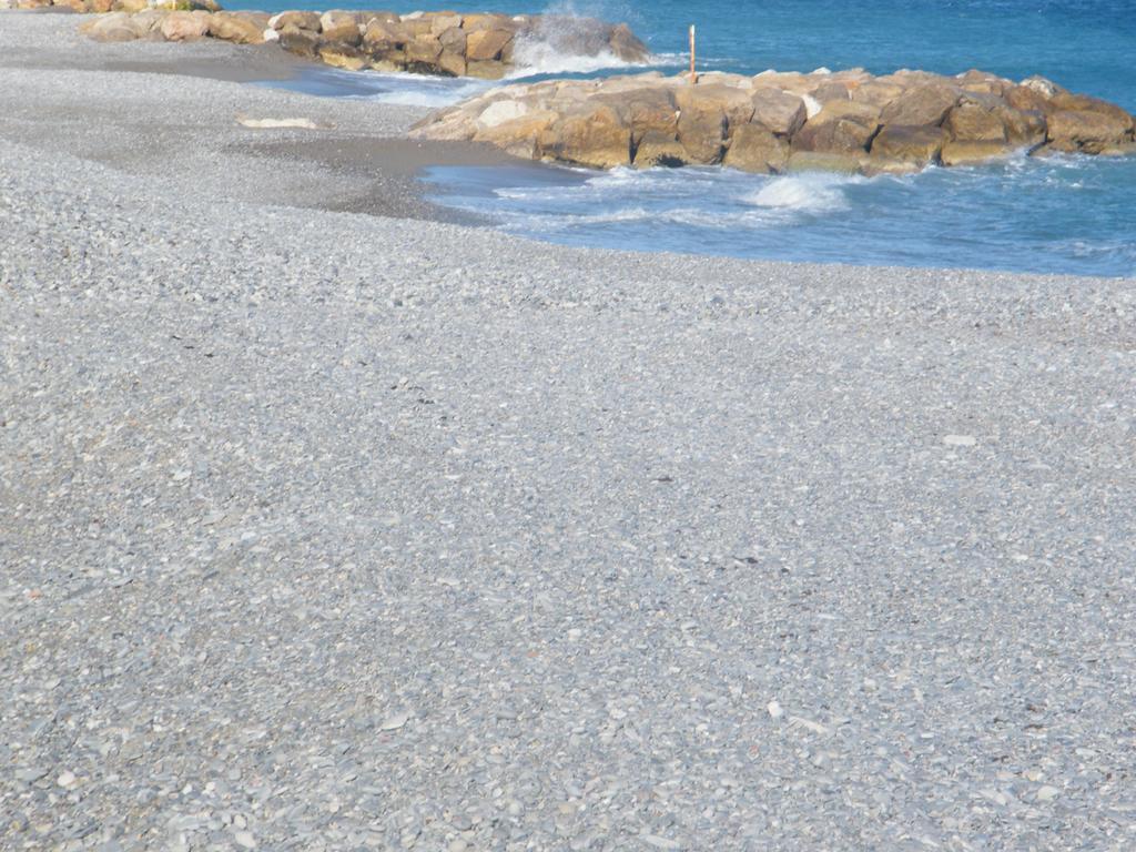 2 Palais Henriiv Nice